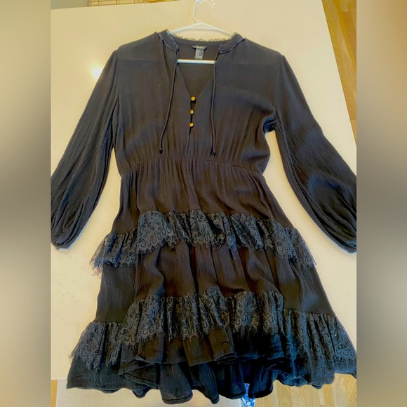 Forever 21 black boho lace trimmed dress size small - Picture 10 of 10